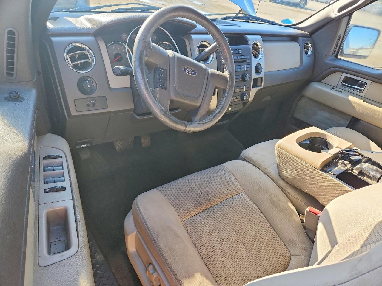2010 FORD F150 photo 22
