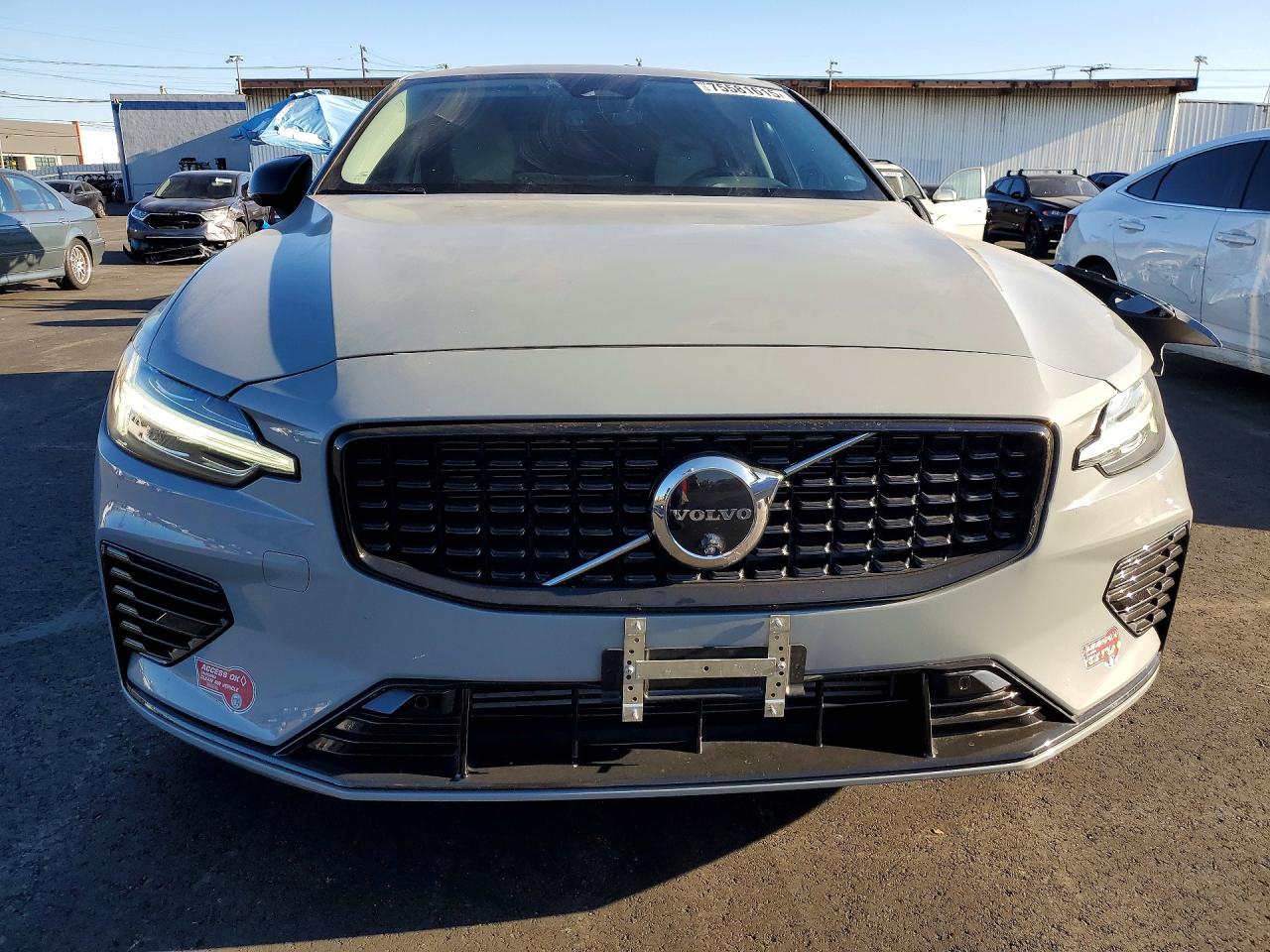 2024 VOLVO S60 PLUS photo 5