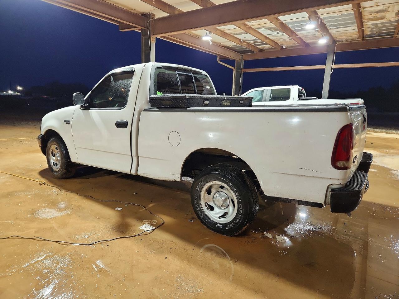 2000 FORD F150 photo 2