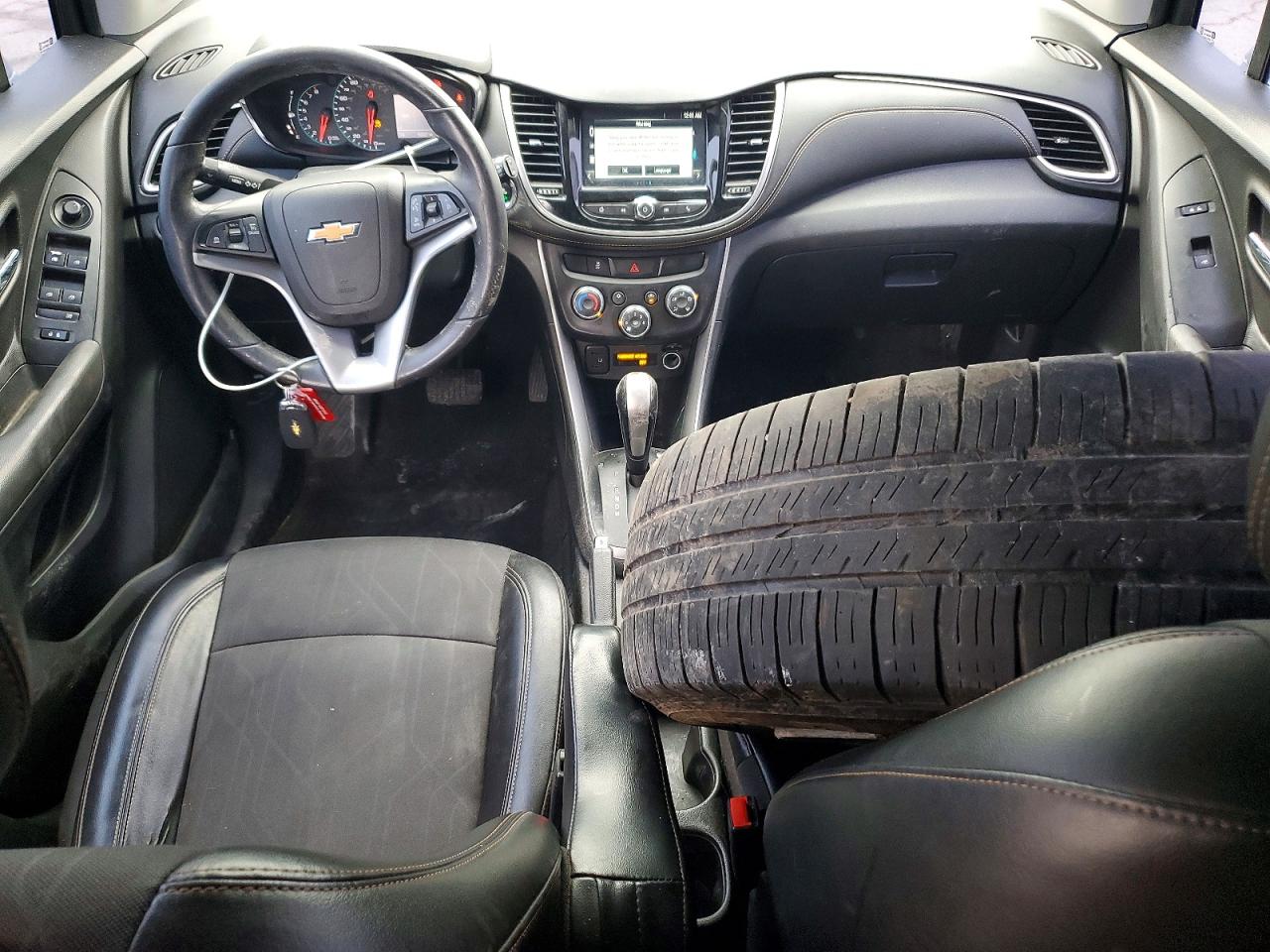 2017 CHEVROLET TRAX 1LT photo 8