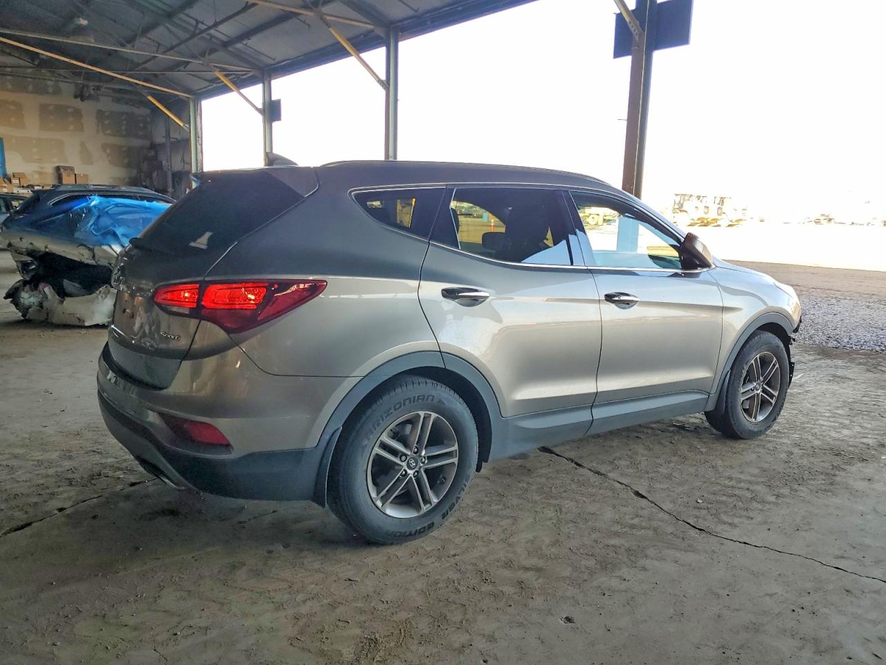 2017 HYUNDAI SANTA FE SPORT photo 3