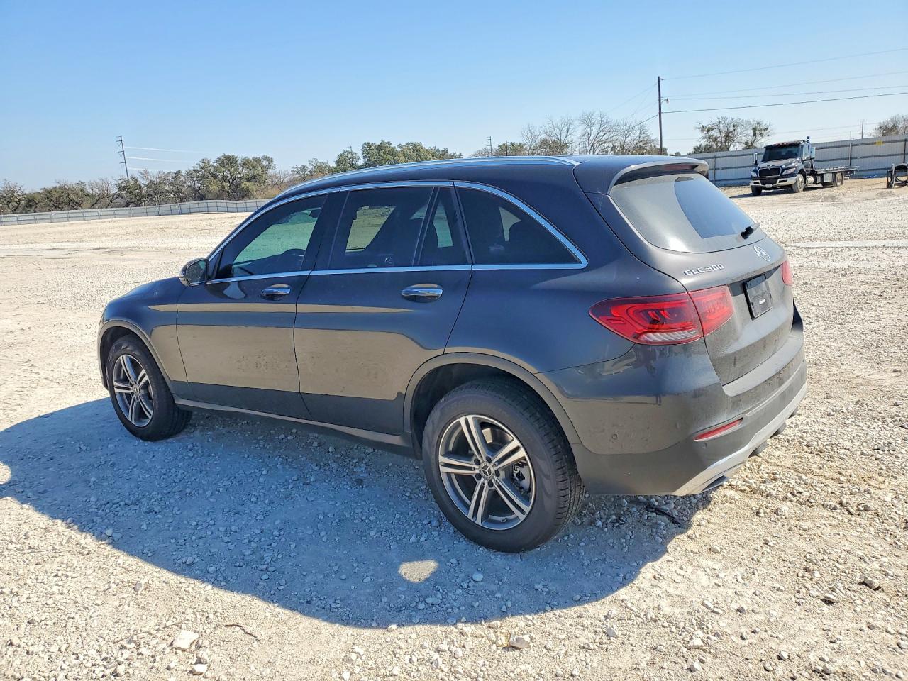 2022 MERCEDES-BENZ GLC 300 photo 4