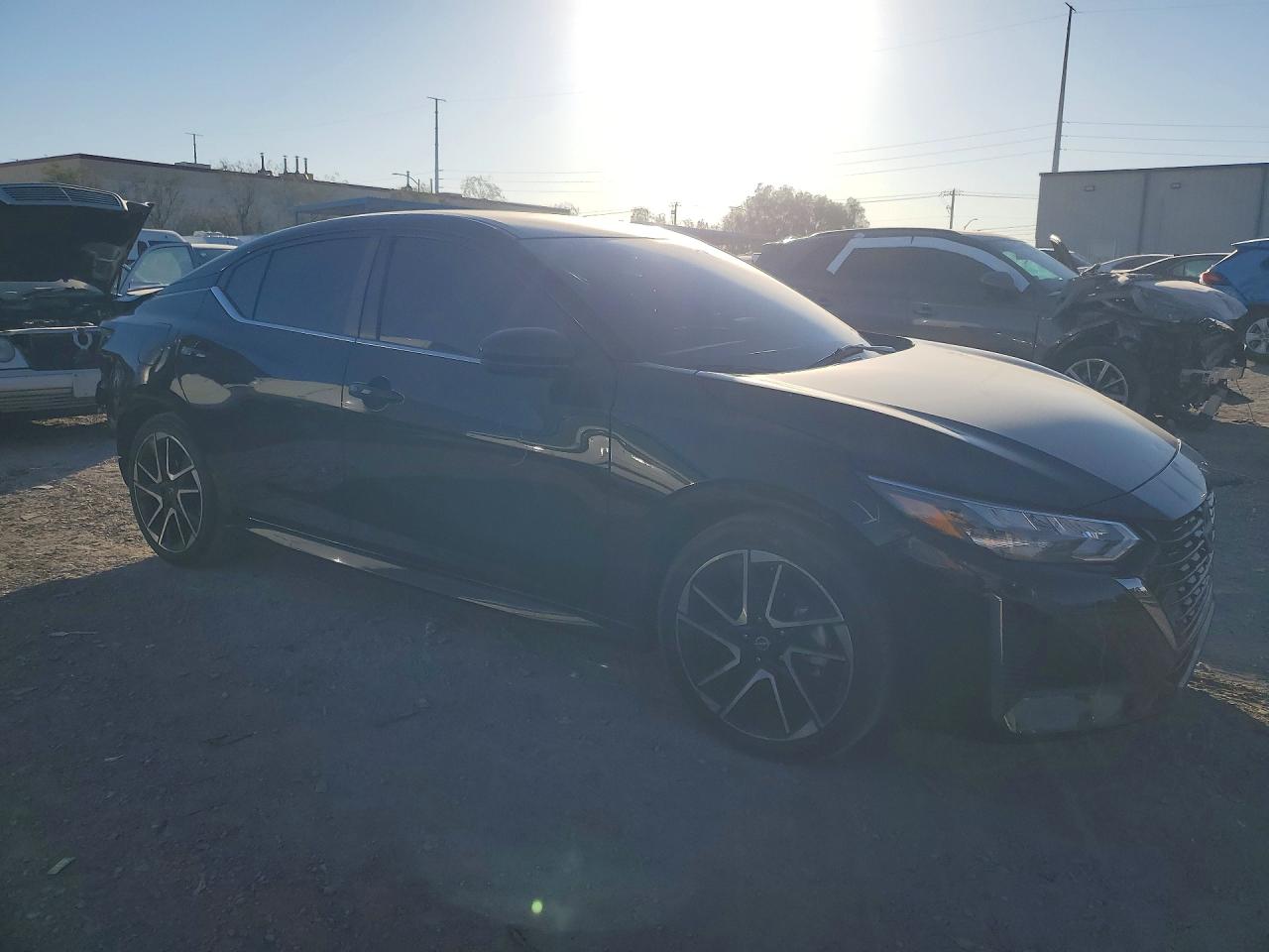 2024 NISSAN SENTRA SR photo 4
