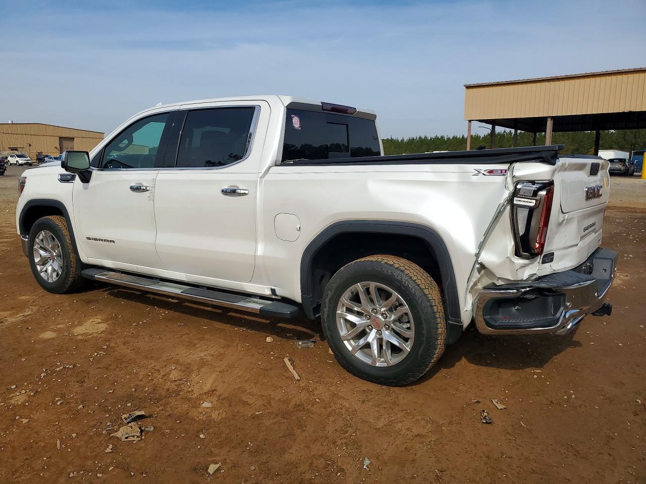 2020 GMC SIERRA K1500 SLT photo 3