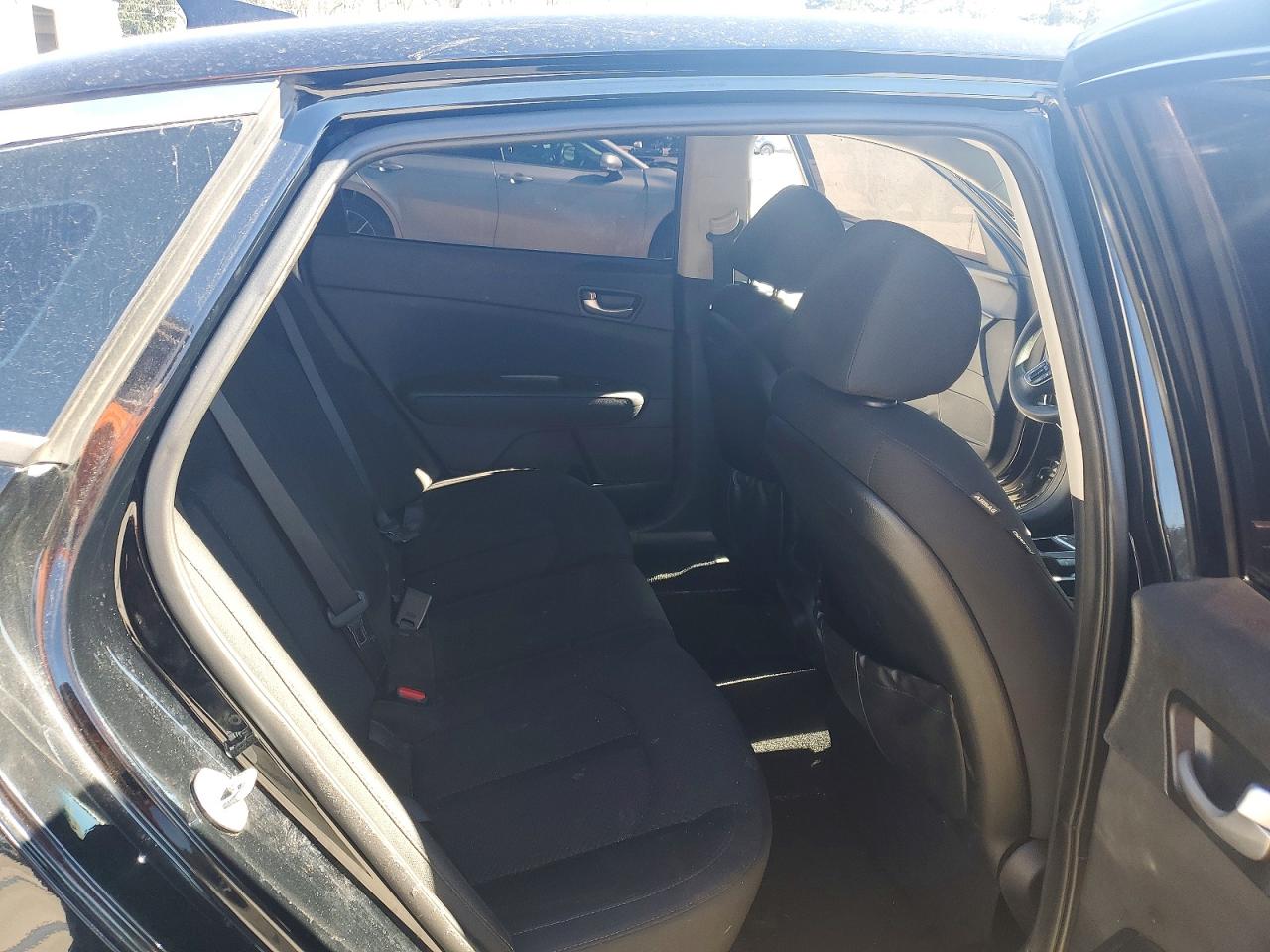 2016 KIA OPTIMA LX photo 19