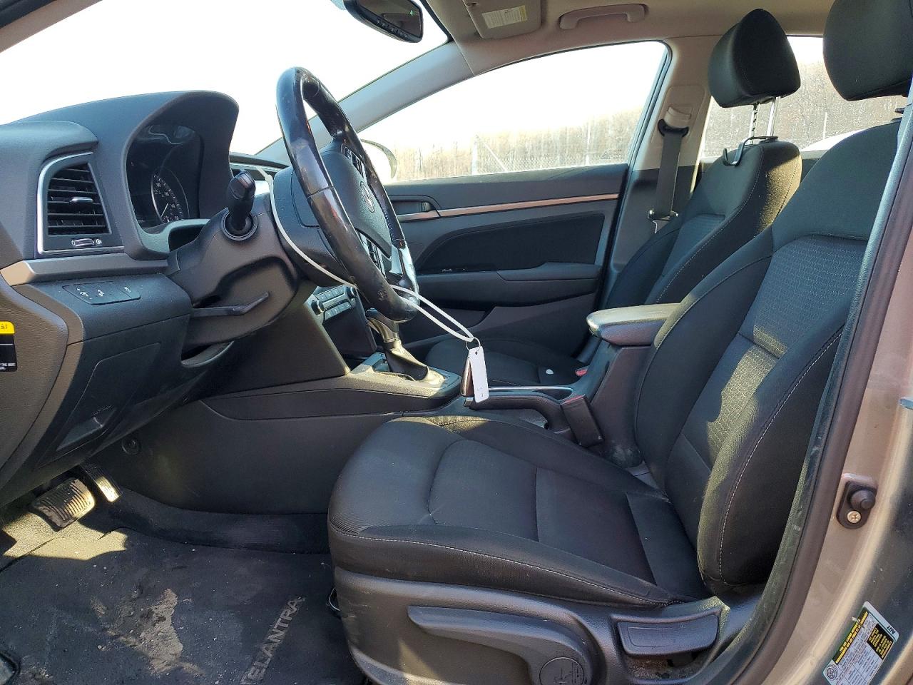 2018 HYUNDAI ELANTRA SEL photo 19