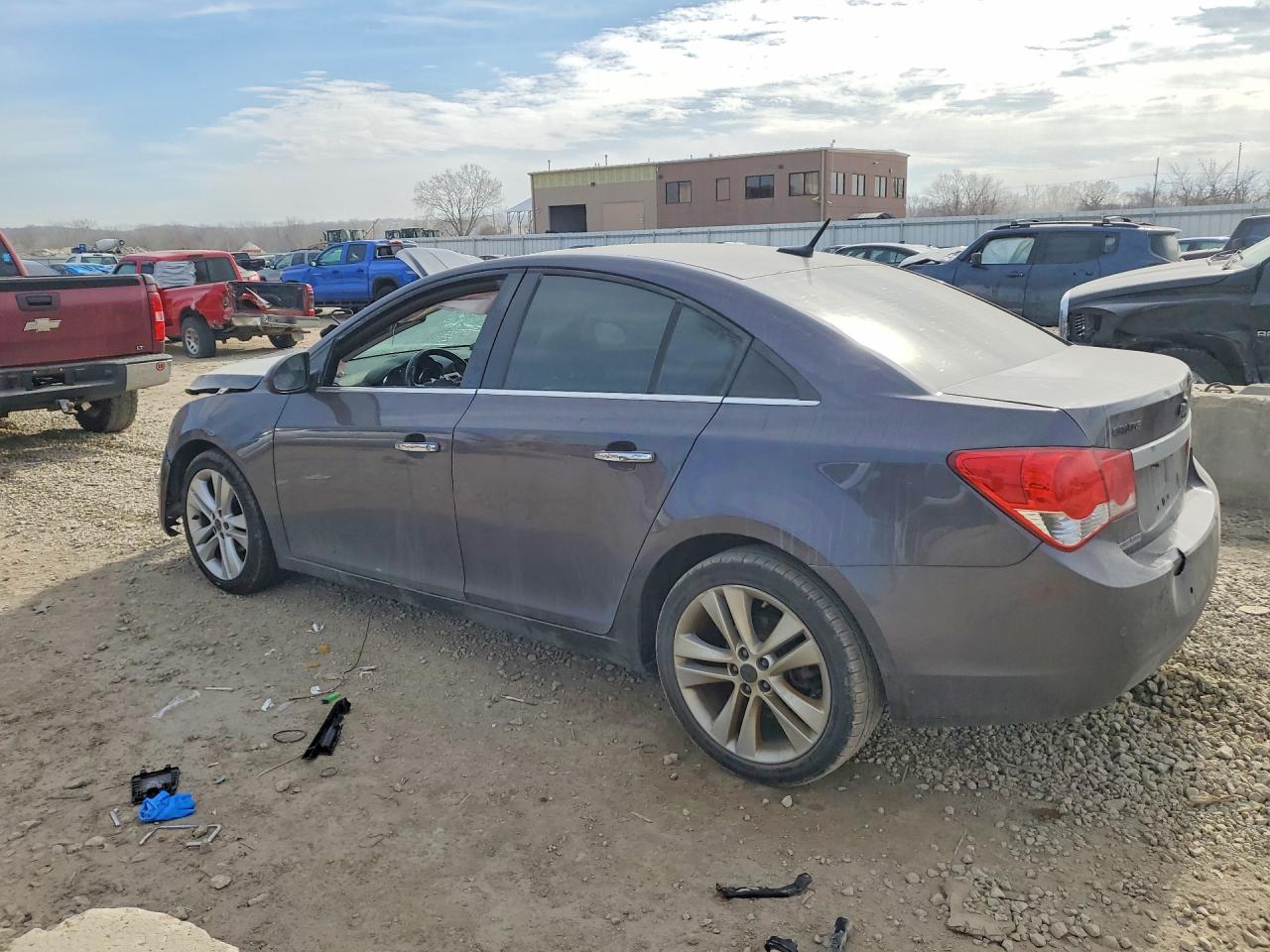2011 CHEVROLET CRUZE LTZ photo 4
