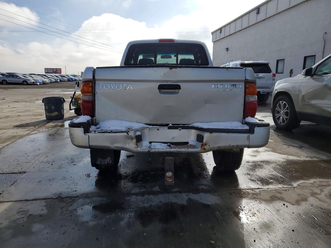 2001 TOYOTA TACOMA V6 photo 6