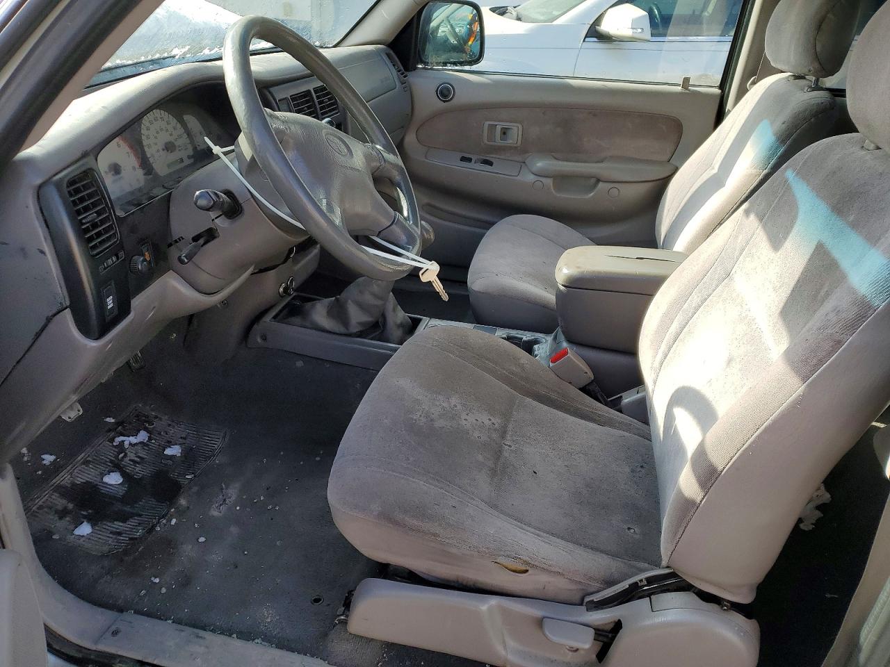 2001 TOYOTA TACOMA V6 photo 7