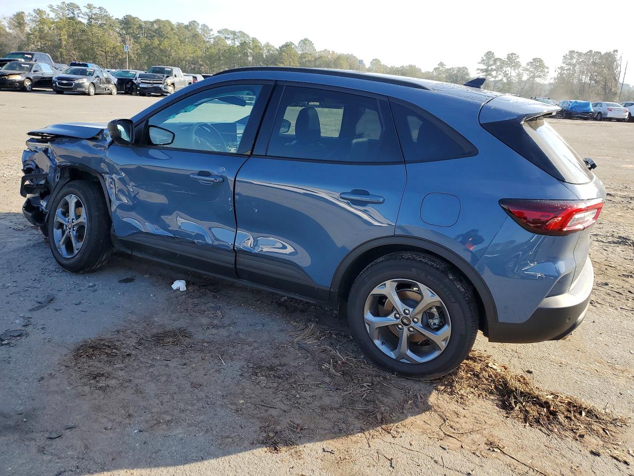 2025 FORD ESCAPE ST LINE photo 3