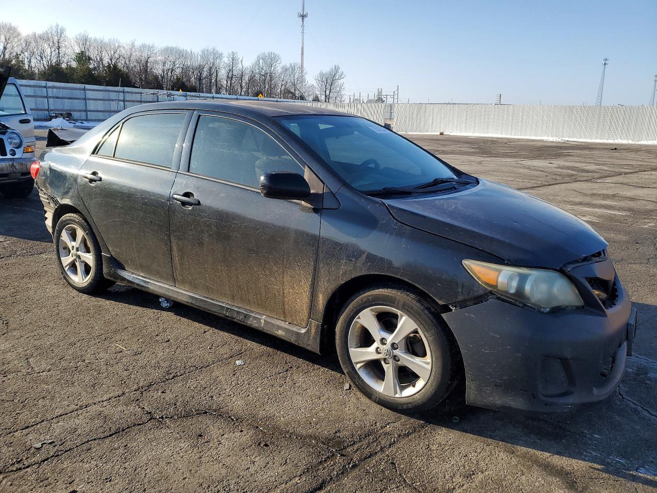 2013 TOYOTA COROLLA S photo 7