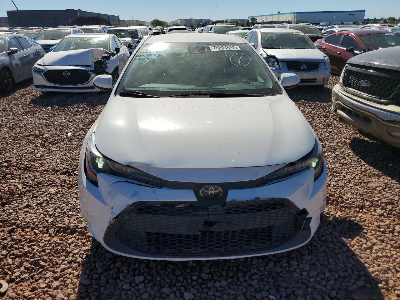 2020 TOYOTA COROLLA LE photo 5