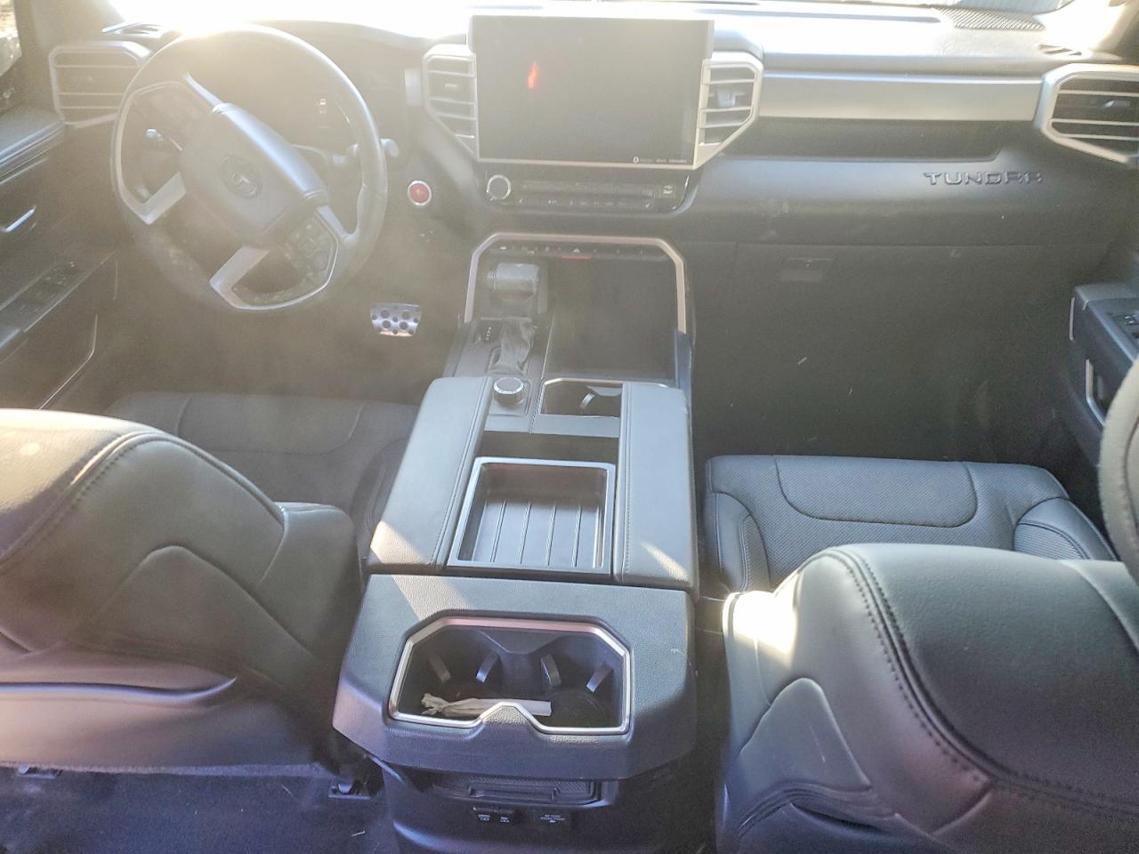 2024 TOYOTA TUNDRA CREWMAX SR photo 8