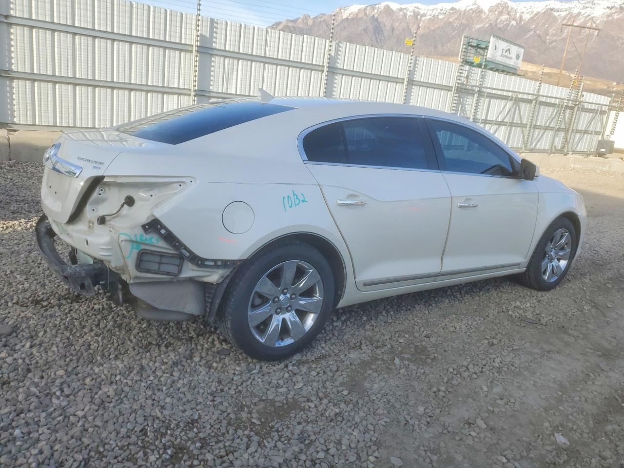 2011 BUICK LACROSSE photo 5