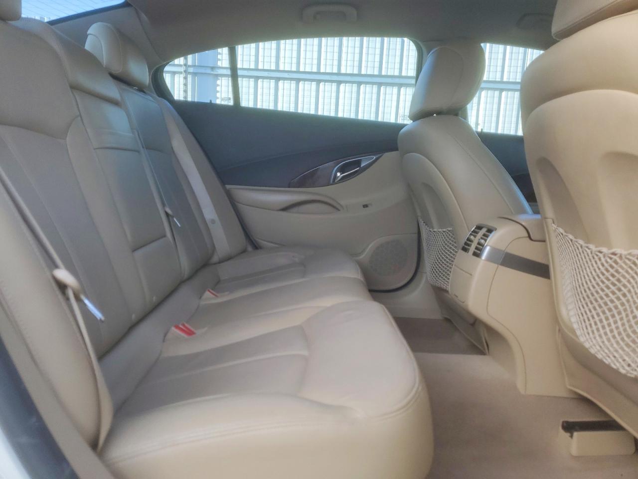 2011 BUICK LACROSSE photo 19