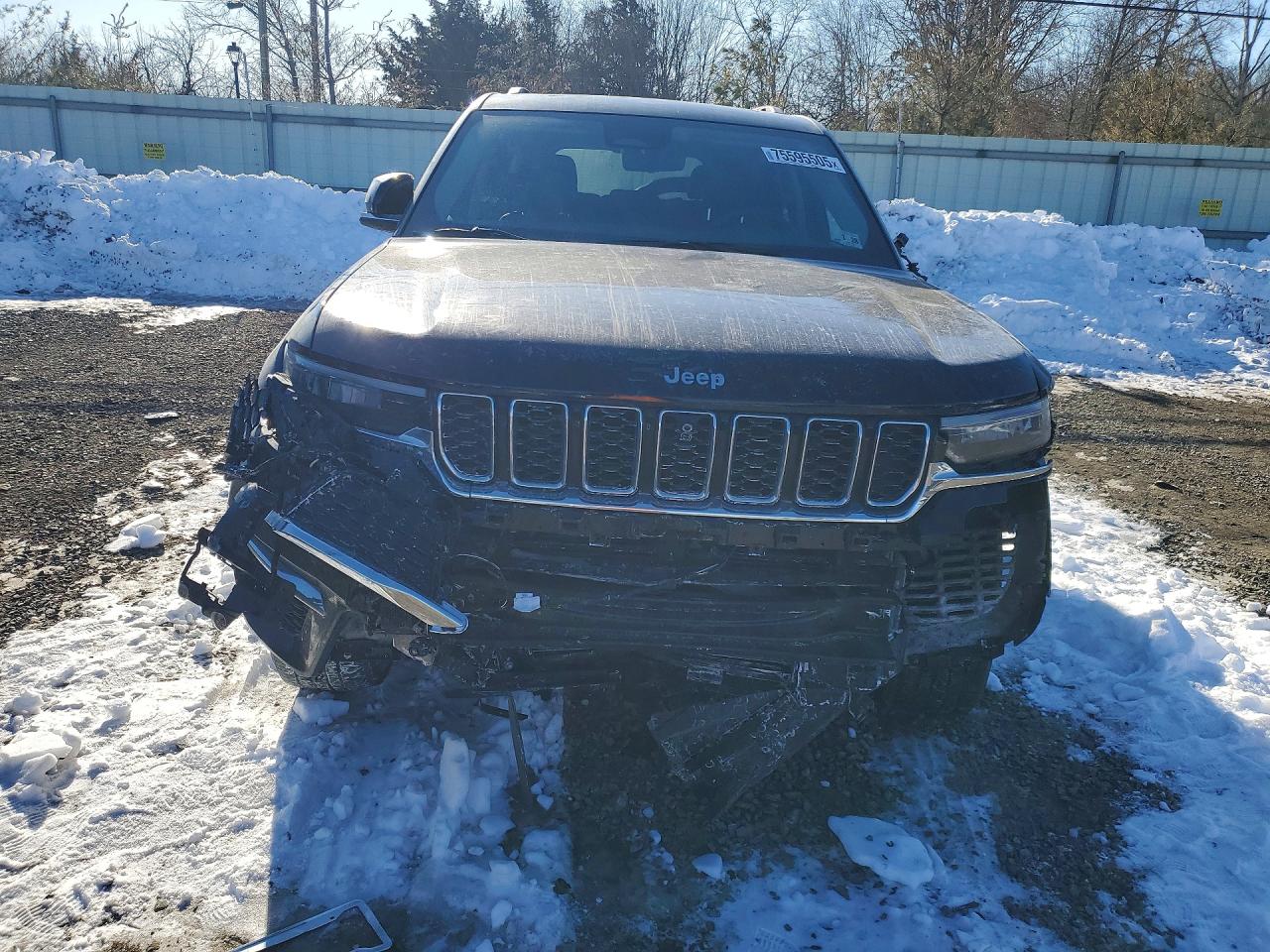 2022 JEEP GRAND CHEROKEE LIMITED 4XE photo 9