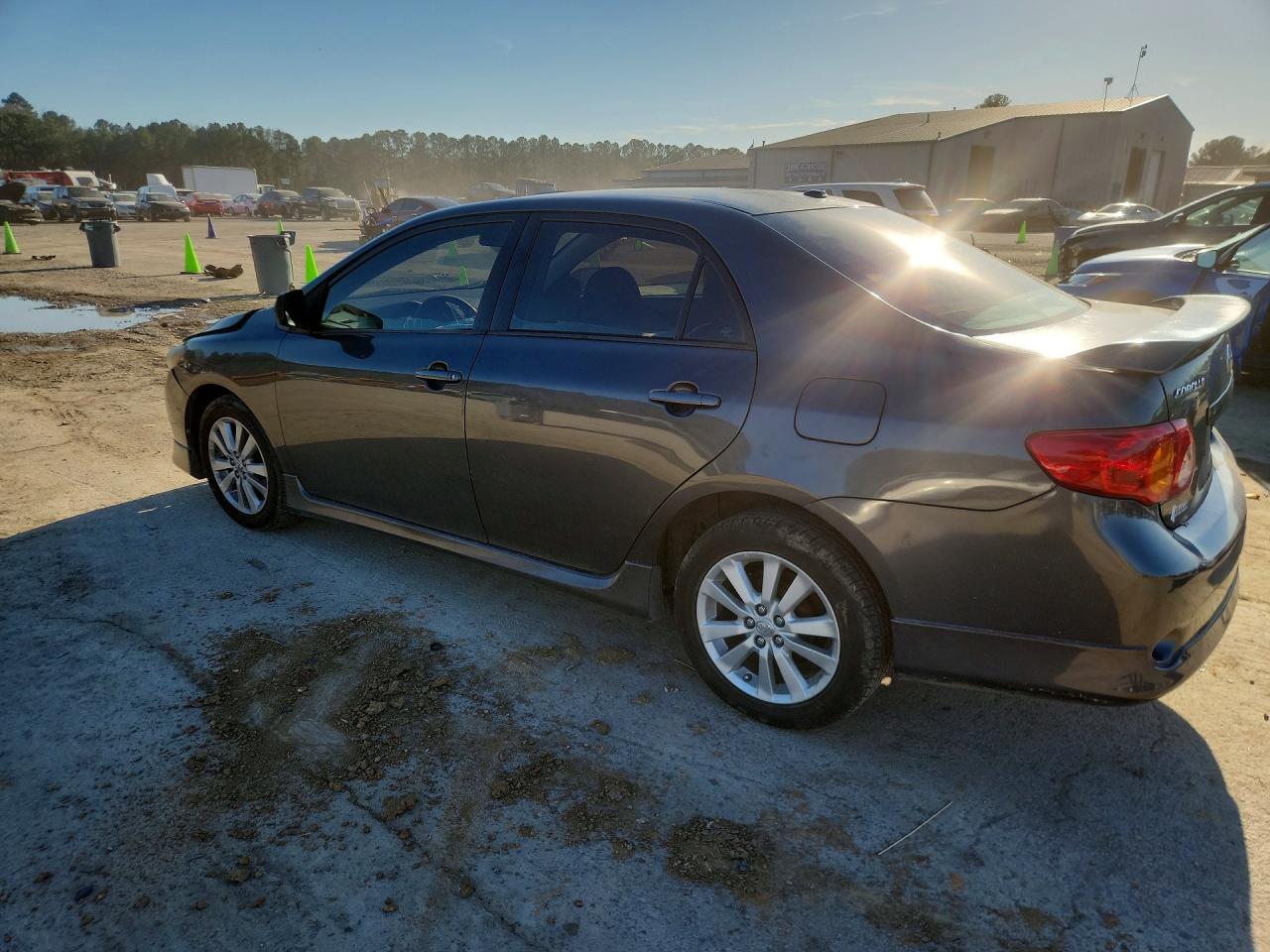 2009 TOYOTA COROLLA BASE photo 2