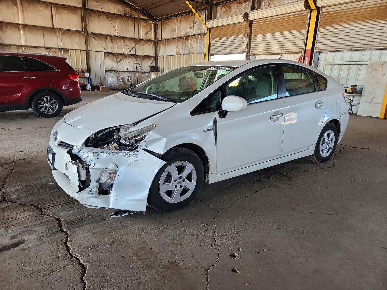 2011 TOYOTA PRIUS