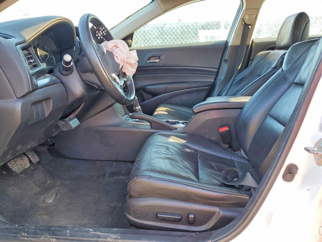 2015 ACURA ILX 20 TECH photo 13