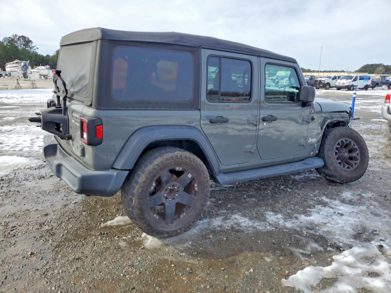2018 JEEP WRANGLER UNLIMITED SPORT photo 3