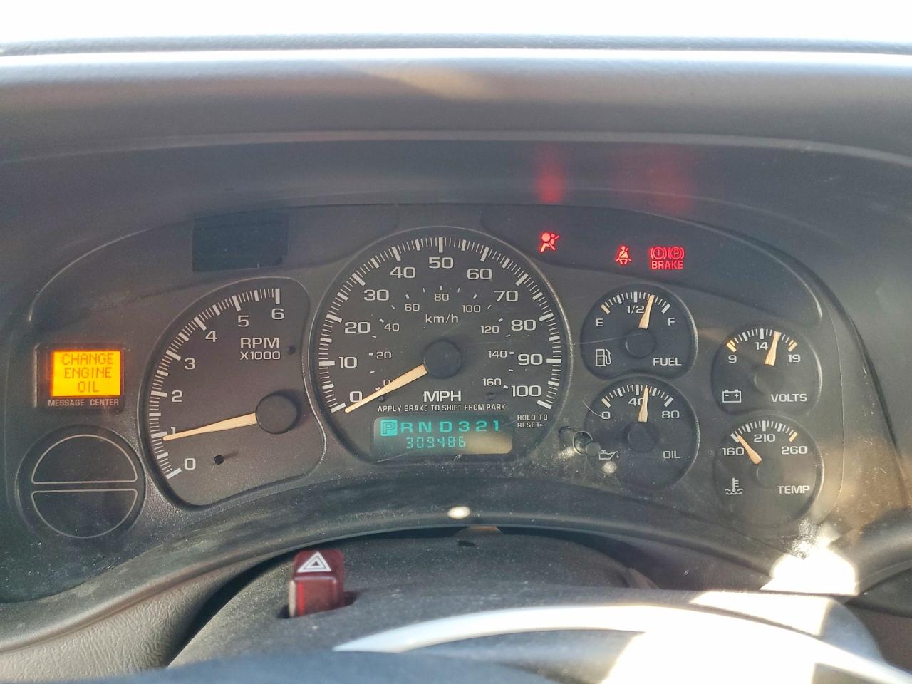 2002 CHEVROLET SUBURBAN C1500 photo 25
