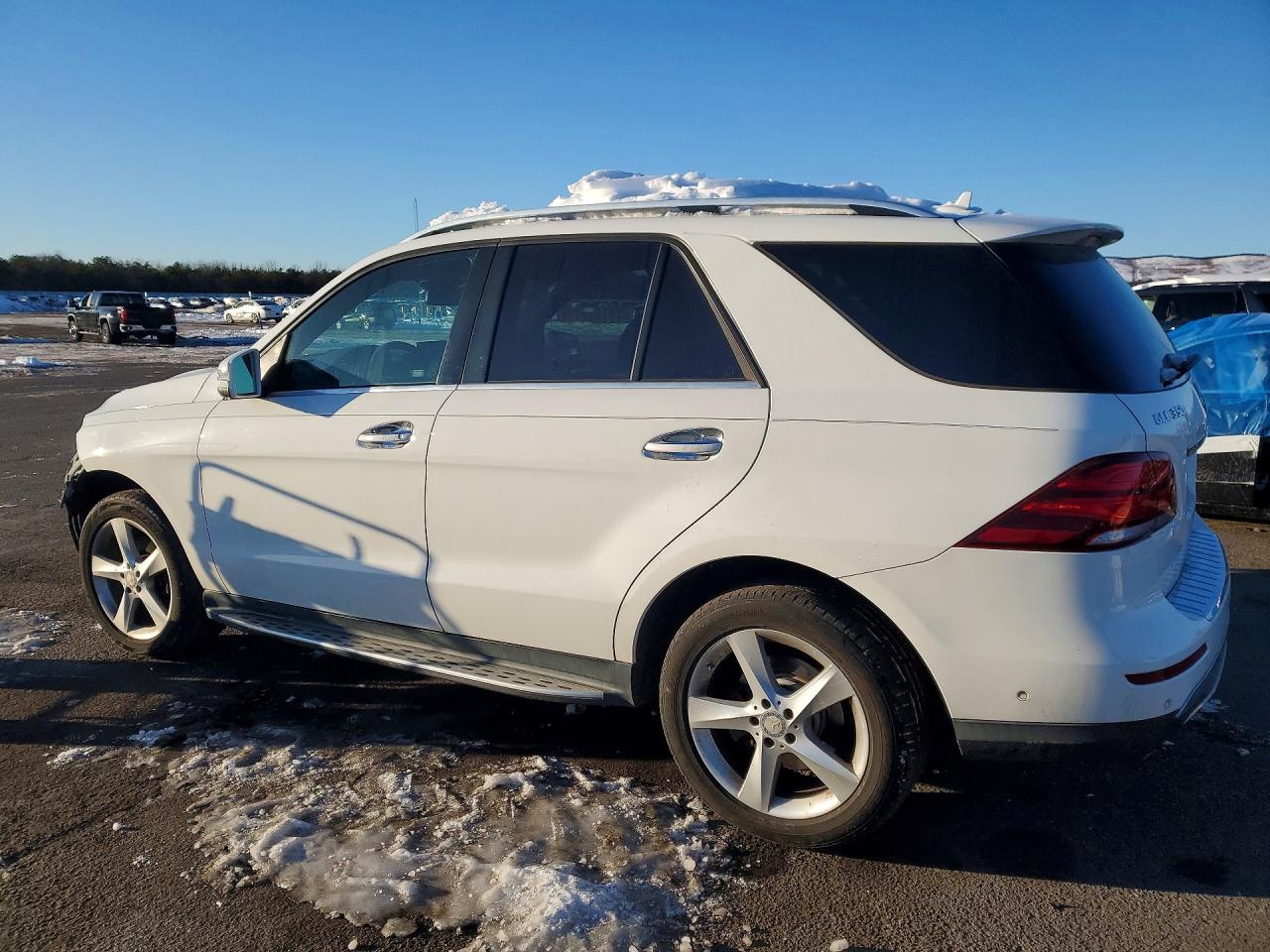 2016 MERCEDES-BENZ GLE 350 4MATIC photo 2
