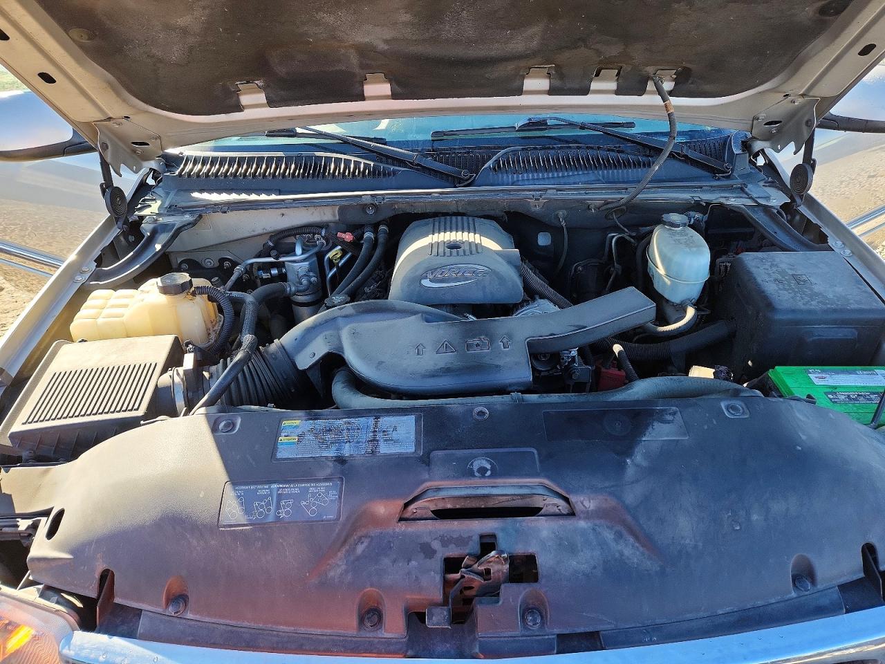 2005 GMC YUKON XL K1500 photo 12
