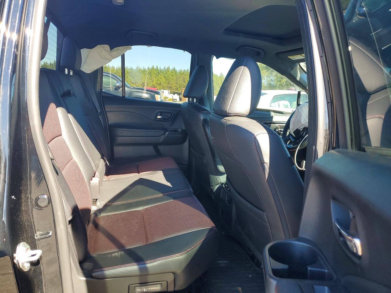 2022 HONDA RIDGELINE BLACK EDITION photo 19