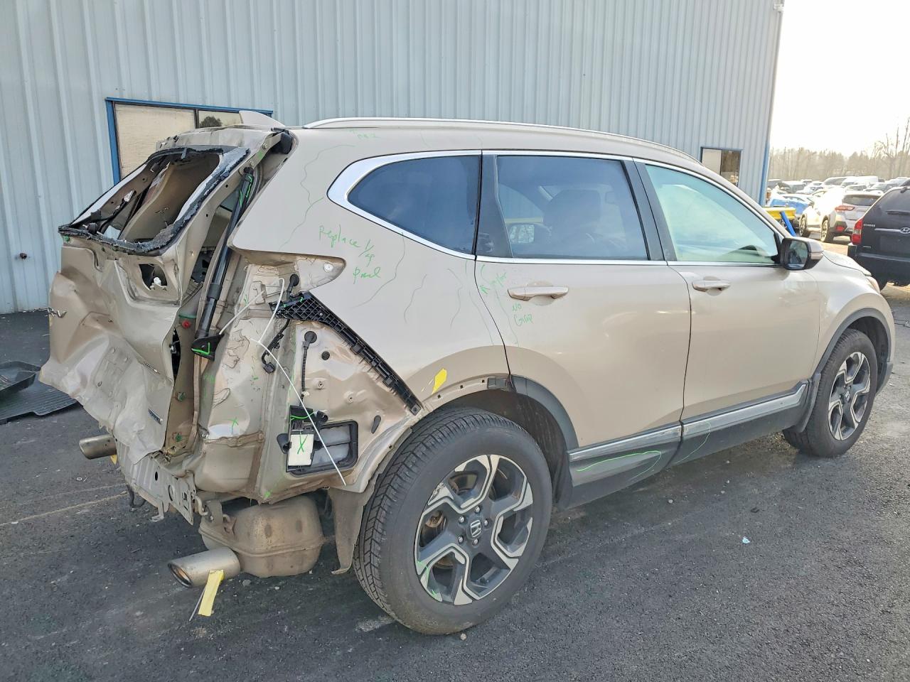2018 HONDA CR-V TOURING photo 5
