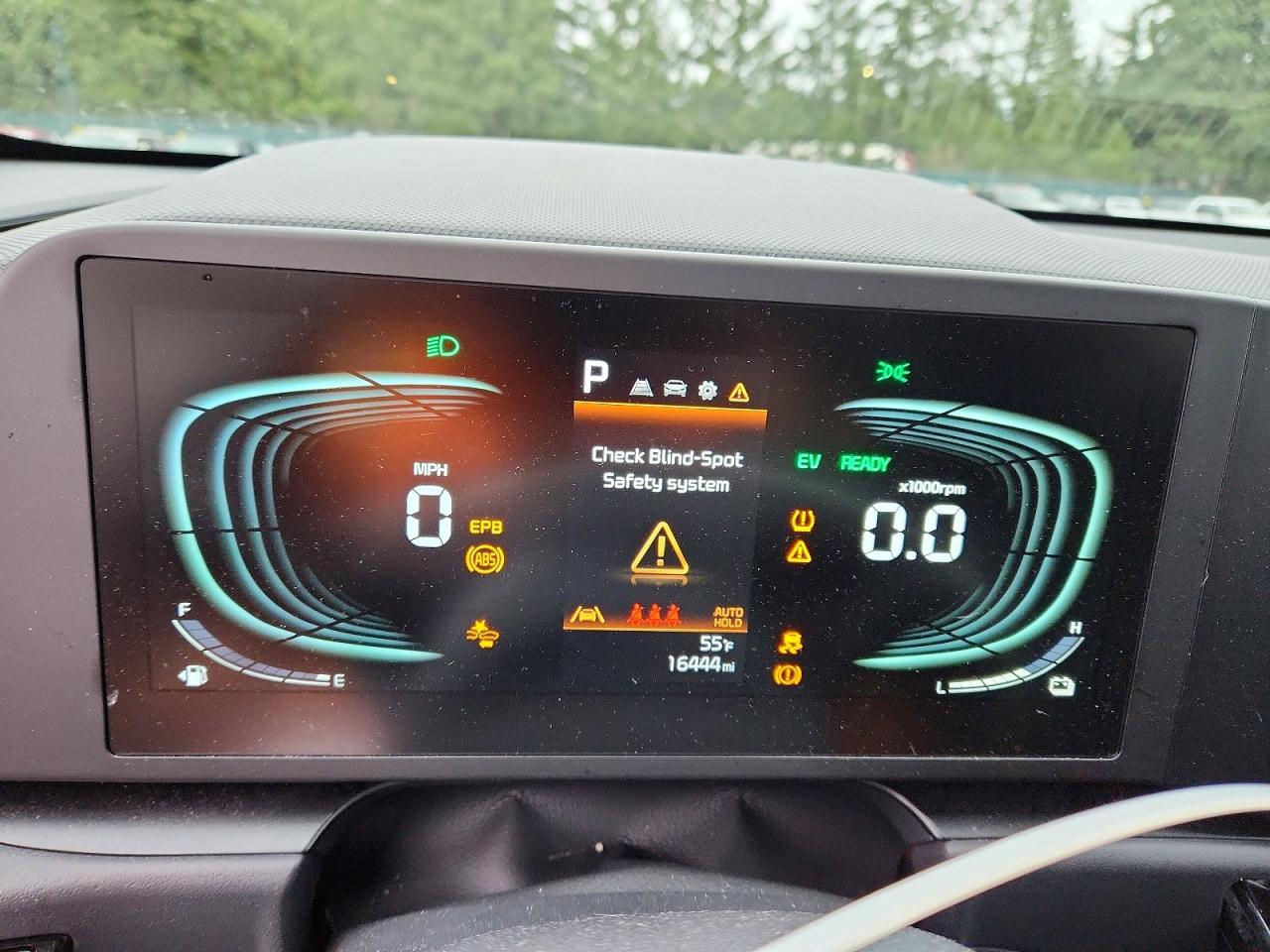 2025 KIA NIRO LX photo 17
