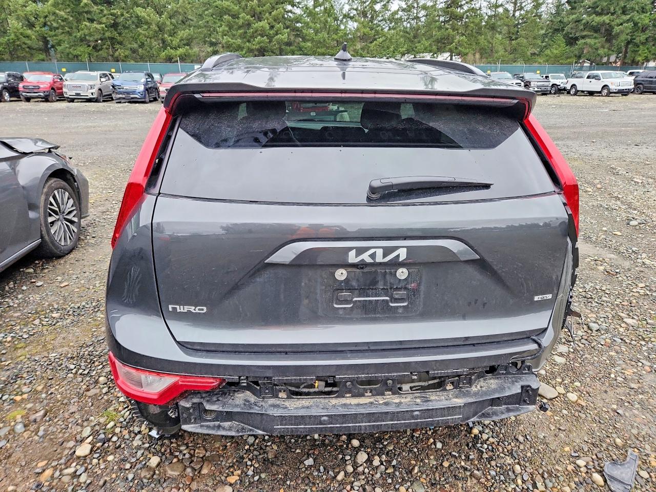 2025 KIA NIRO LX photo 11