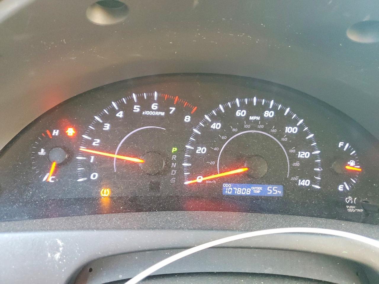 2010 TOYOTA CAMRY LE photo 17