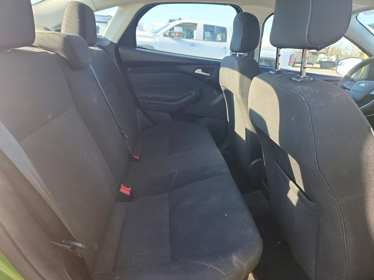 2018 FORD FOCUS SE photo 10