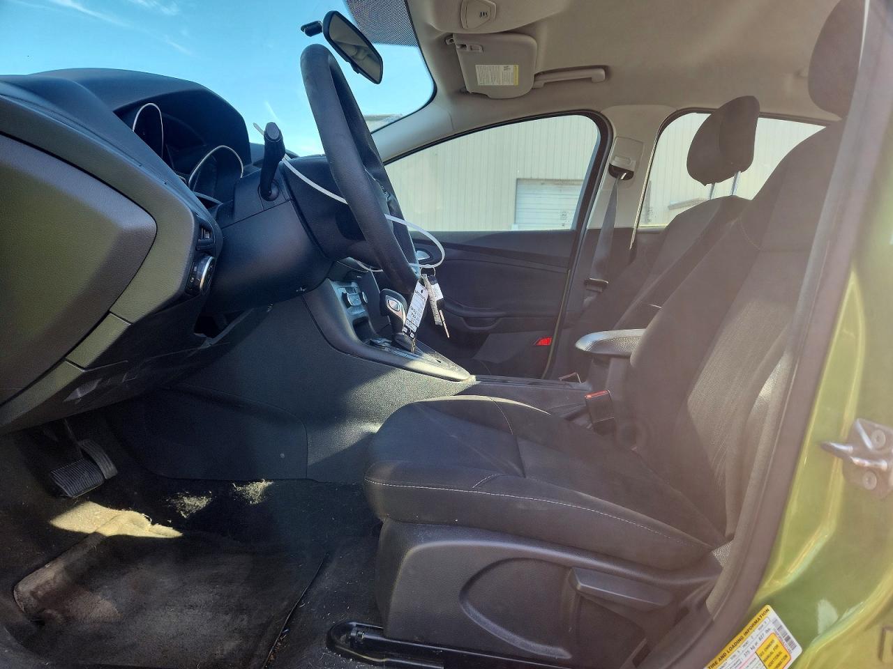 2018 FORD FOCUS SE photo 7