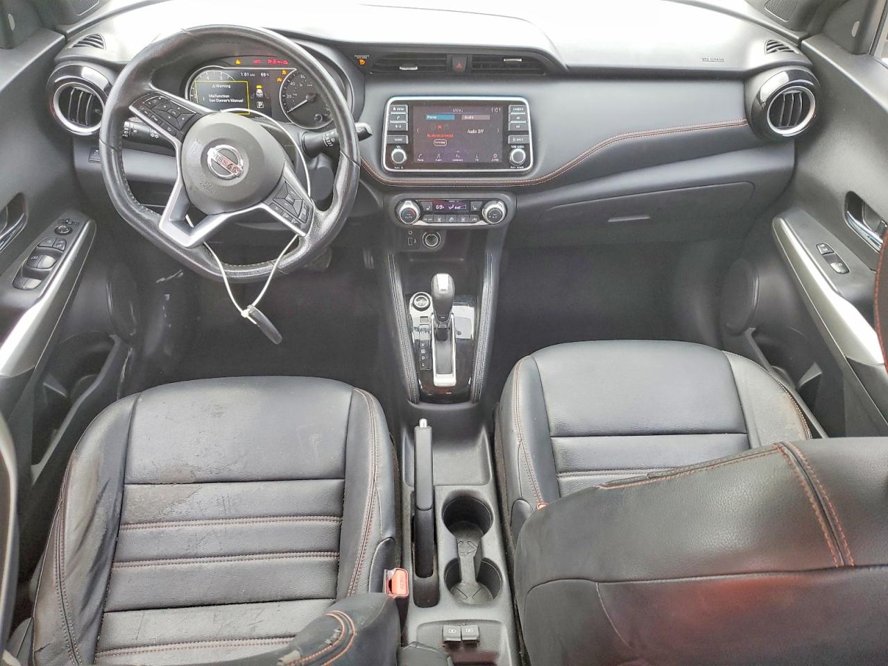 2019 NISSAN KICKS SR photo 15