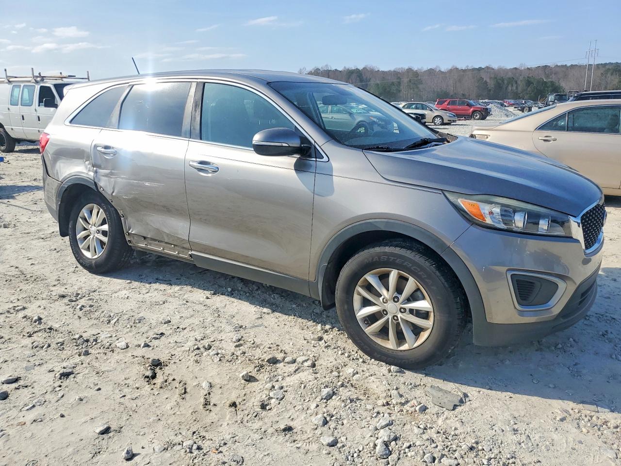 2017 KIA SORENTO LX photo 10