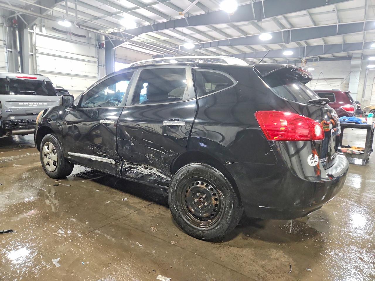 2015 NISSAN ROGUE SELECT S photo 2