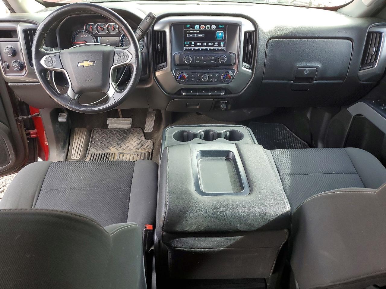 2018 CHEVROLET SILVERADO K1500 LT photo 15