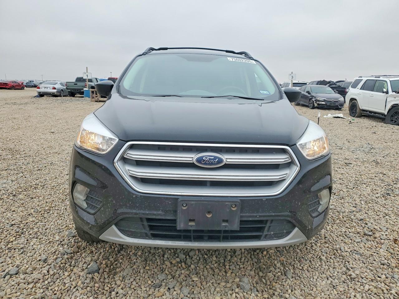 2018 FORD ESCAPE SE photo 9