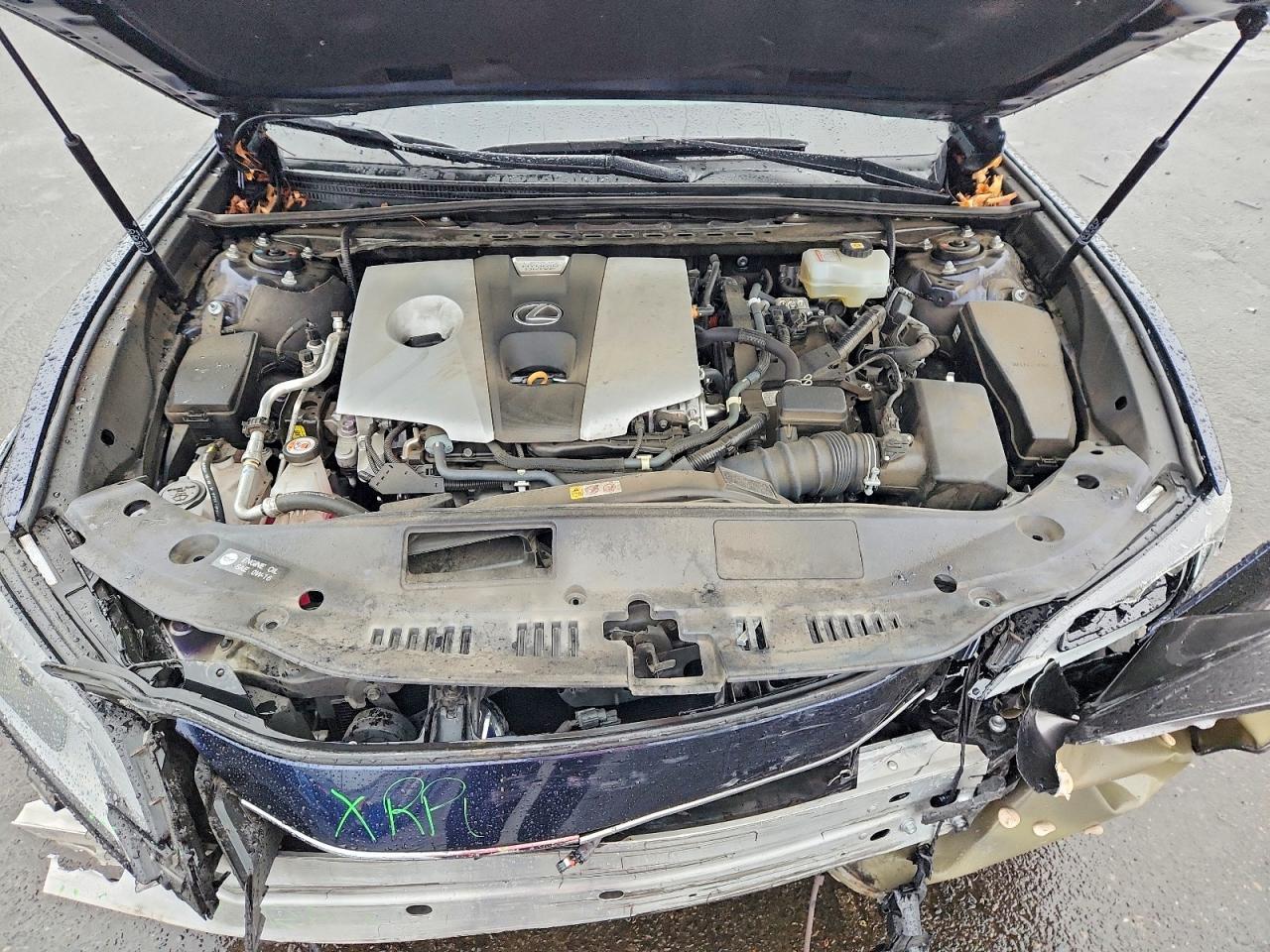 2021 LEXUS ES 300H photo 11