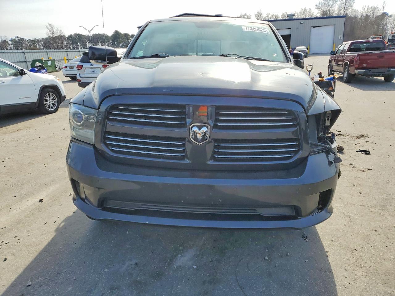 2014 RAM 1500 SPORT photo 13