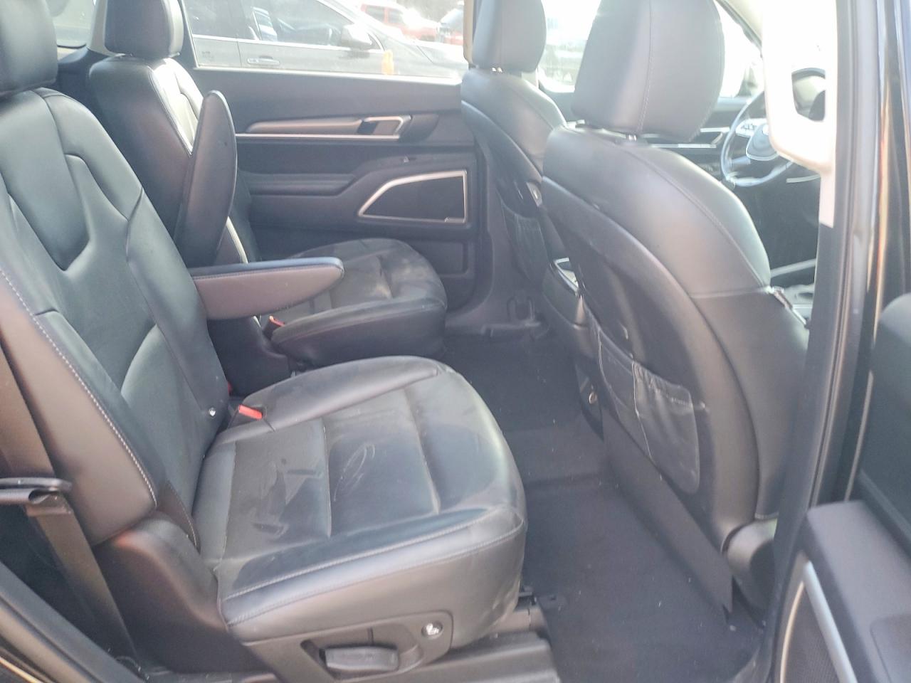 2021 KIA TELLURIDE S photo 10