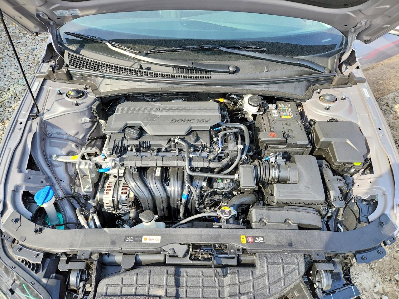 2025 HYUNDAI ELANTRA SE photo 10