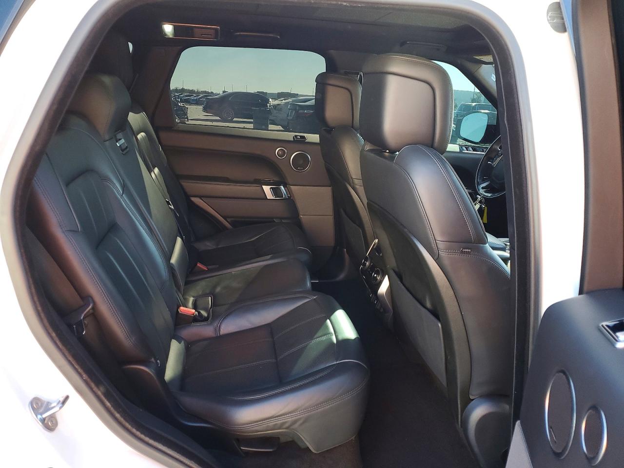 2021 LAND ROVER RANGE ROVER SPORT HSE SILVER EDITION photo 31