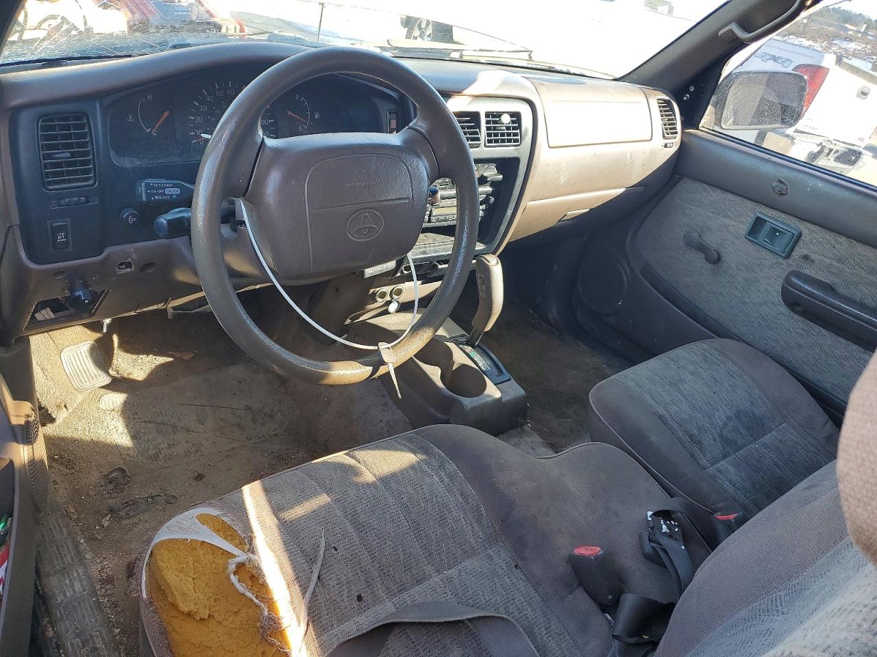 1999 TOYOTA TACOMA XTRACAB PRERUNNER photo 8