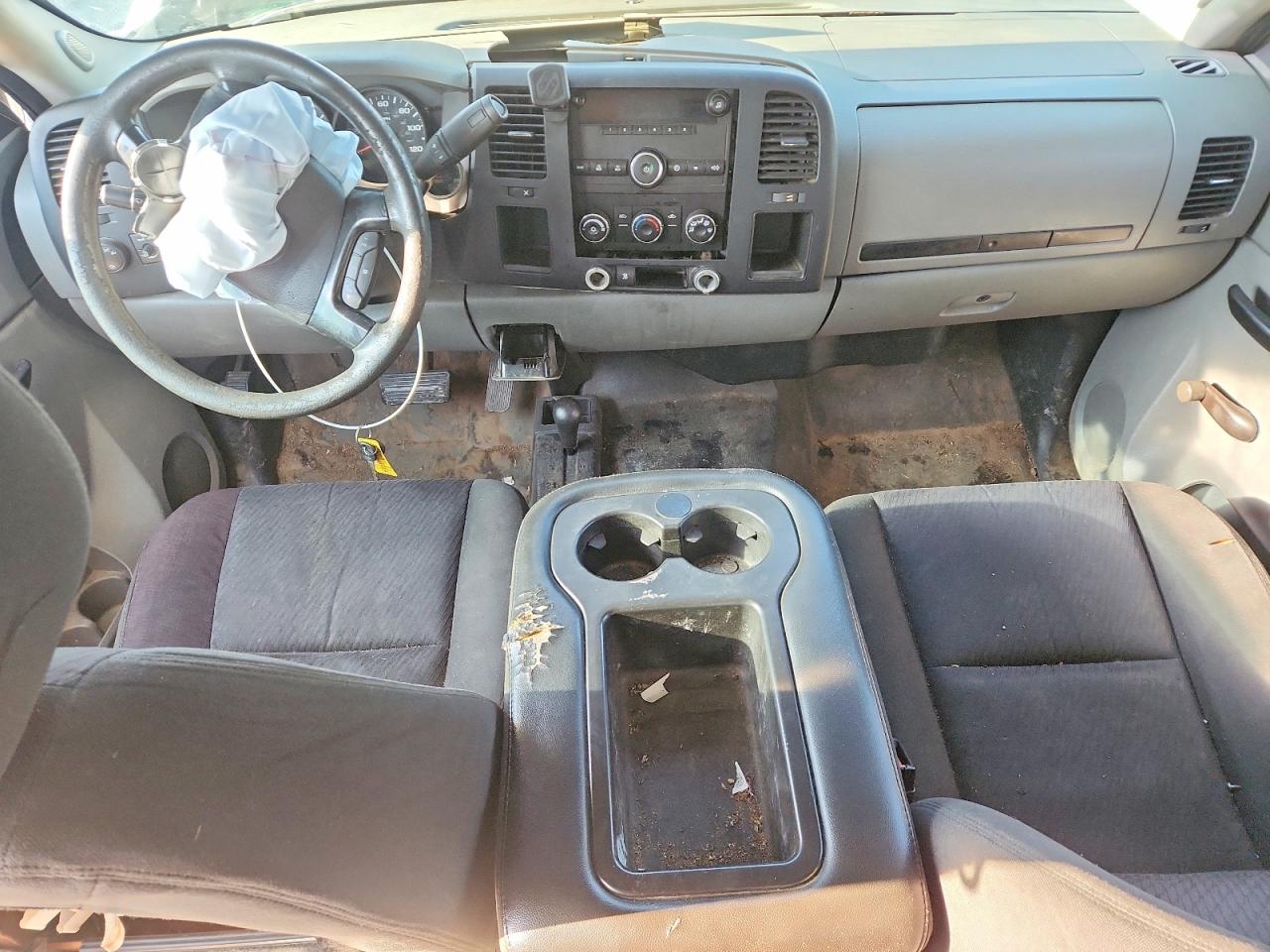 2010 CHEVROLET SILVERADO K1500 photo 22