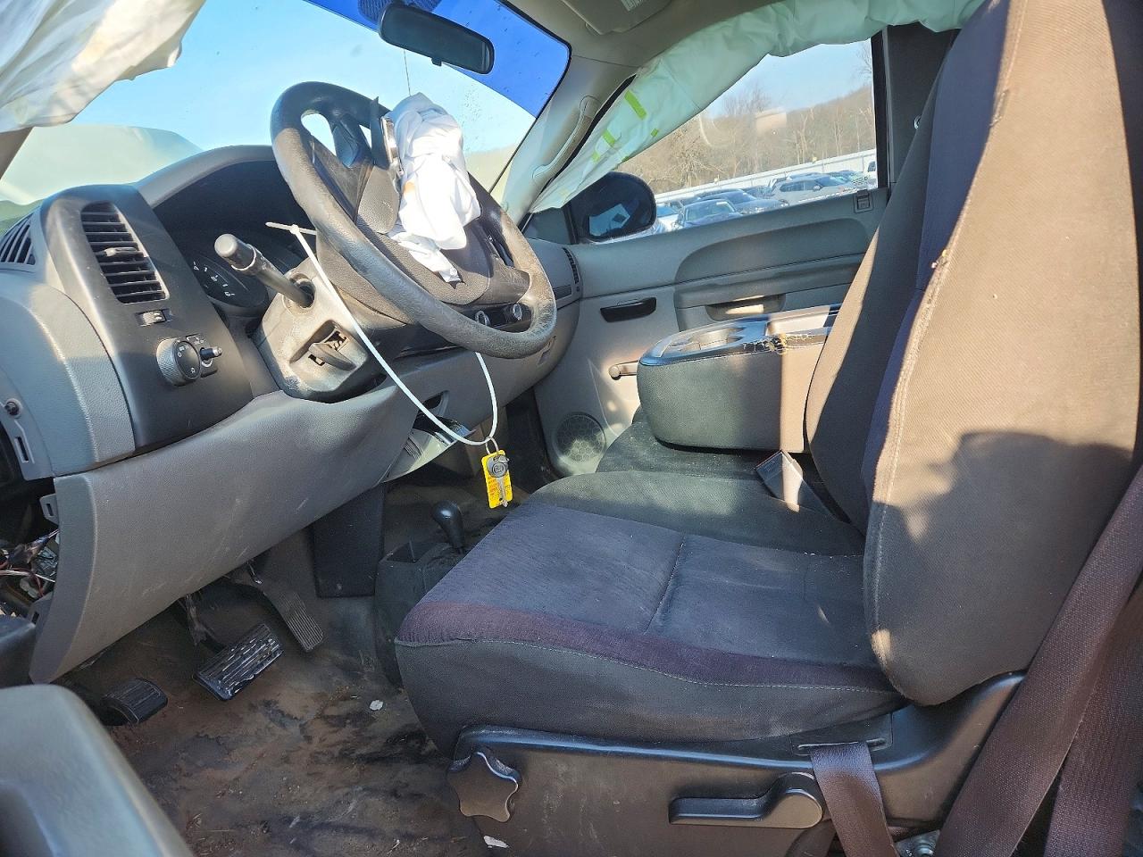 2010 CHEVROLET SILVERADO K1500 photo 19
