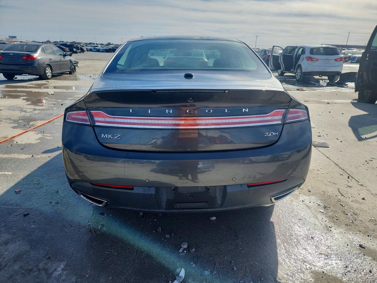 2016 LINCOLN MKZ HYBRID photo 11