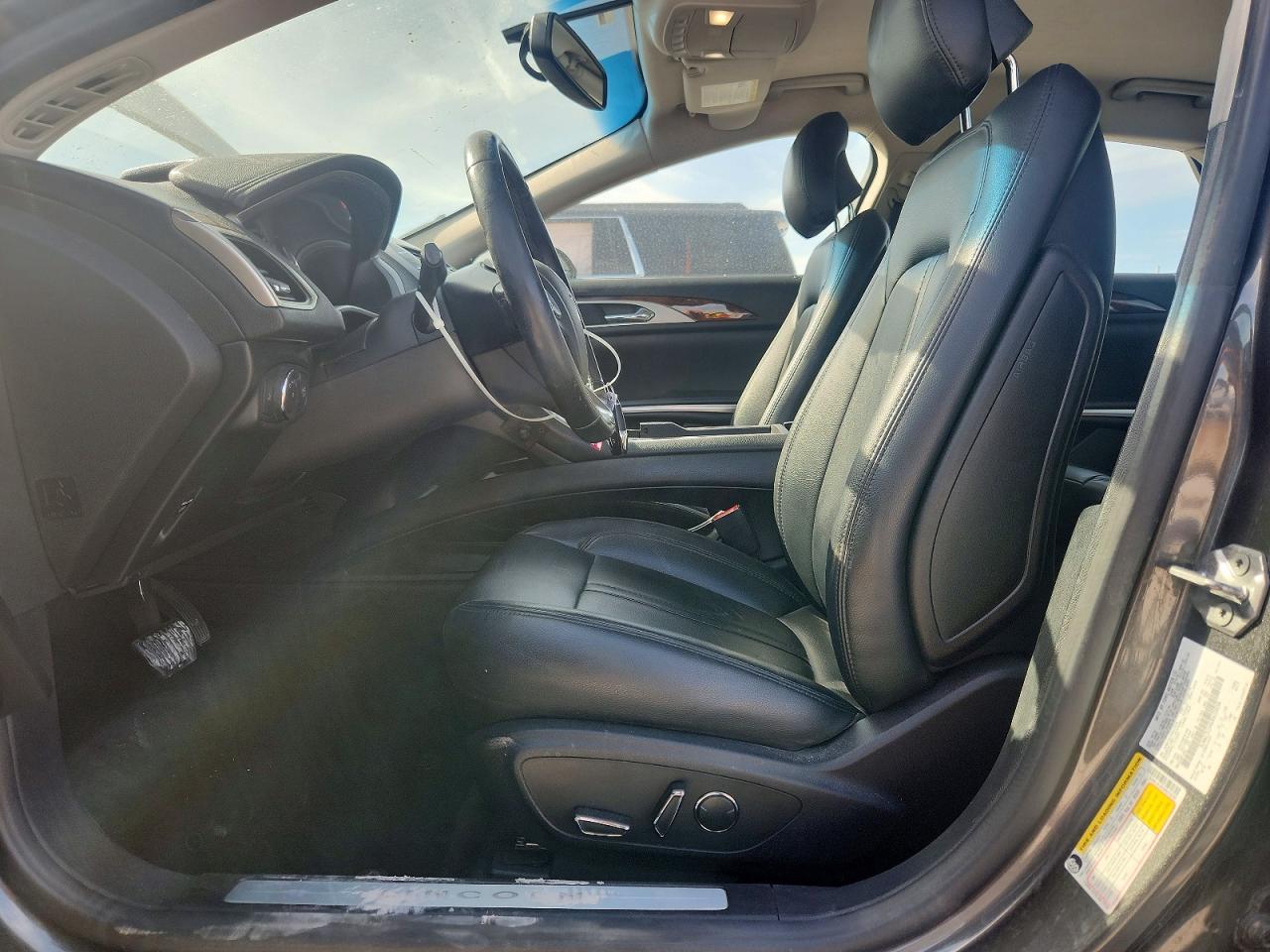 2016 LINCOLN MKZ HYBRID photo 13