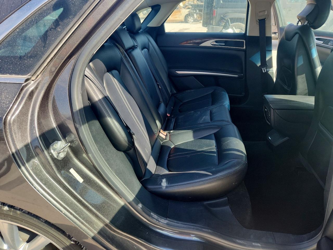 2016 LINCOLN MKZ HYBRID photo 19